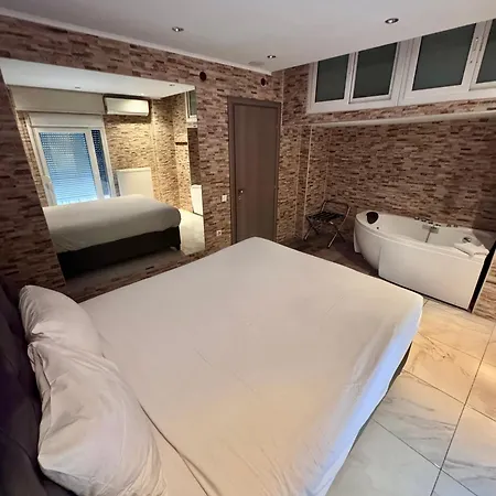 아파트 Luxury Living And 테살로니키