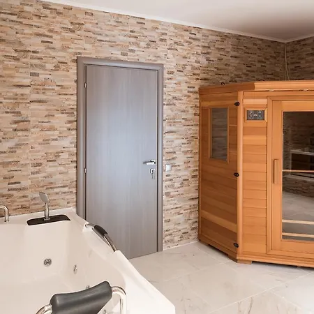 Apartament Luxury Living And Saloniki