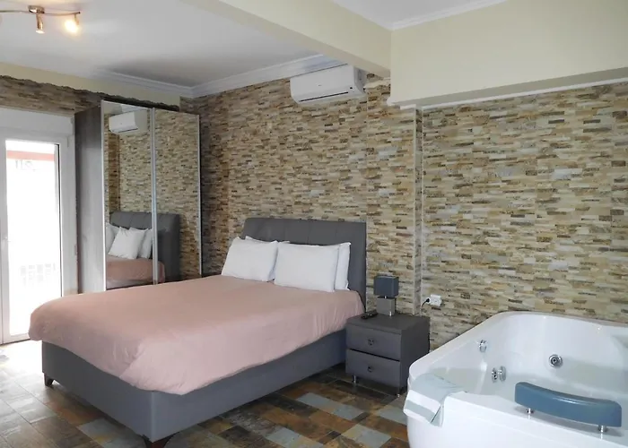 Luxury Living And דירה