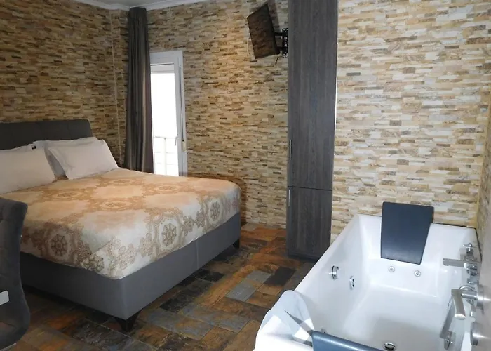 Luxury Living And דירה סלוניקי