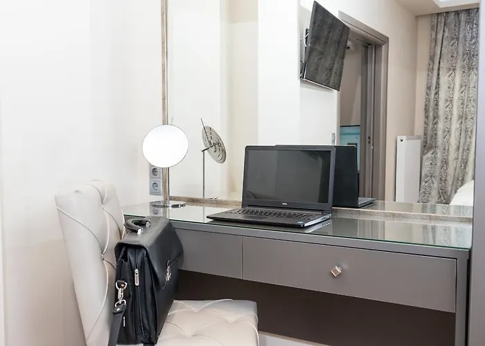 Luxury Living And סלוניקי