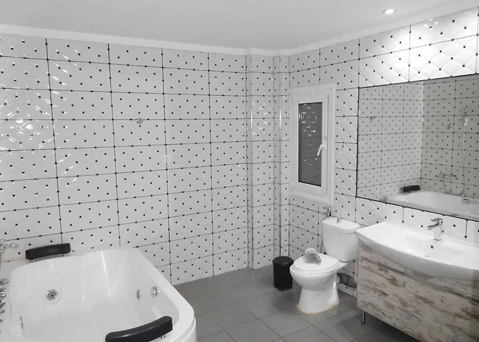 Luxury Living And דירה סלוניקי